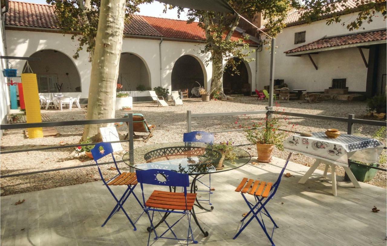 2 Bedroom Amazing Home In Narbonne Luaran gambar