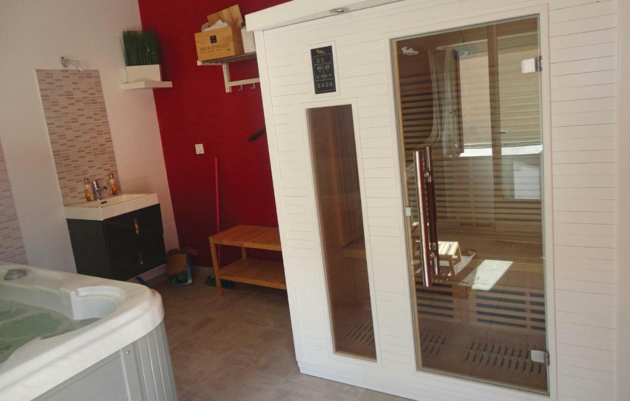 2 Bedroom Amazing Home In Narbonne Luaran gambar