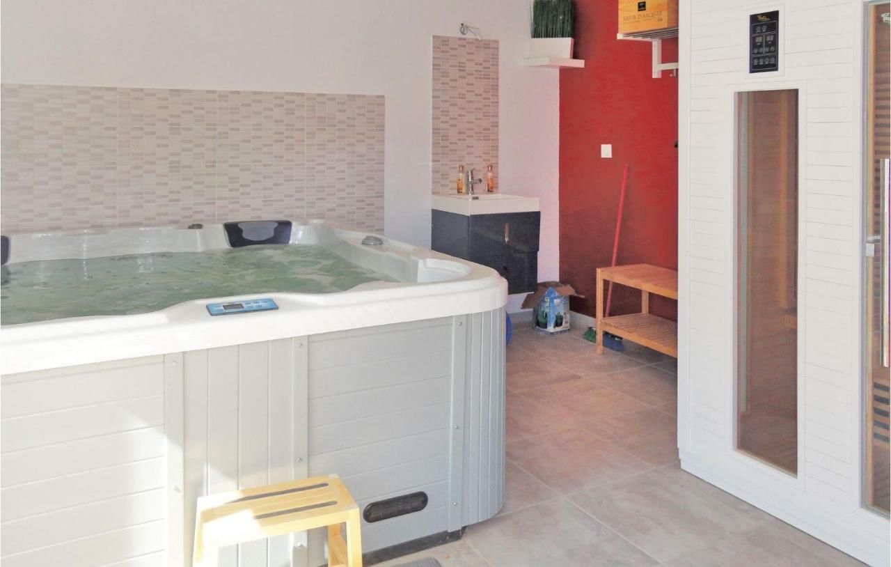 2 Bedroom Amazing Home In Narbonne Luaran gambar