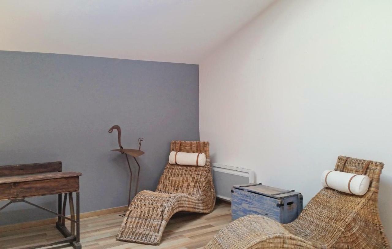 2 Bedroom Amazing Home In Narbonne Luaran gambar